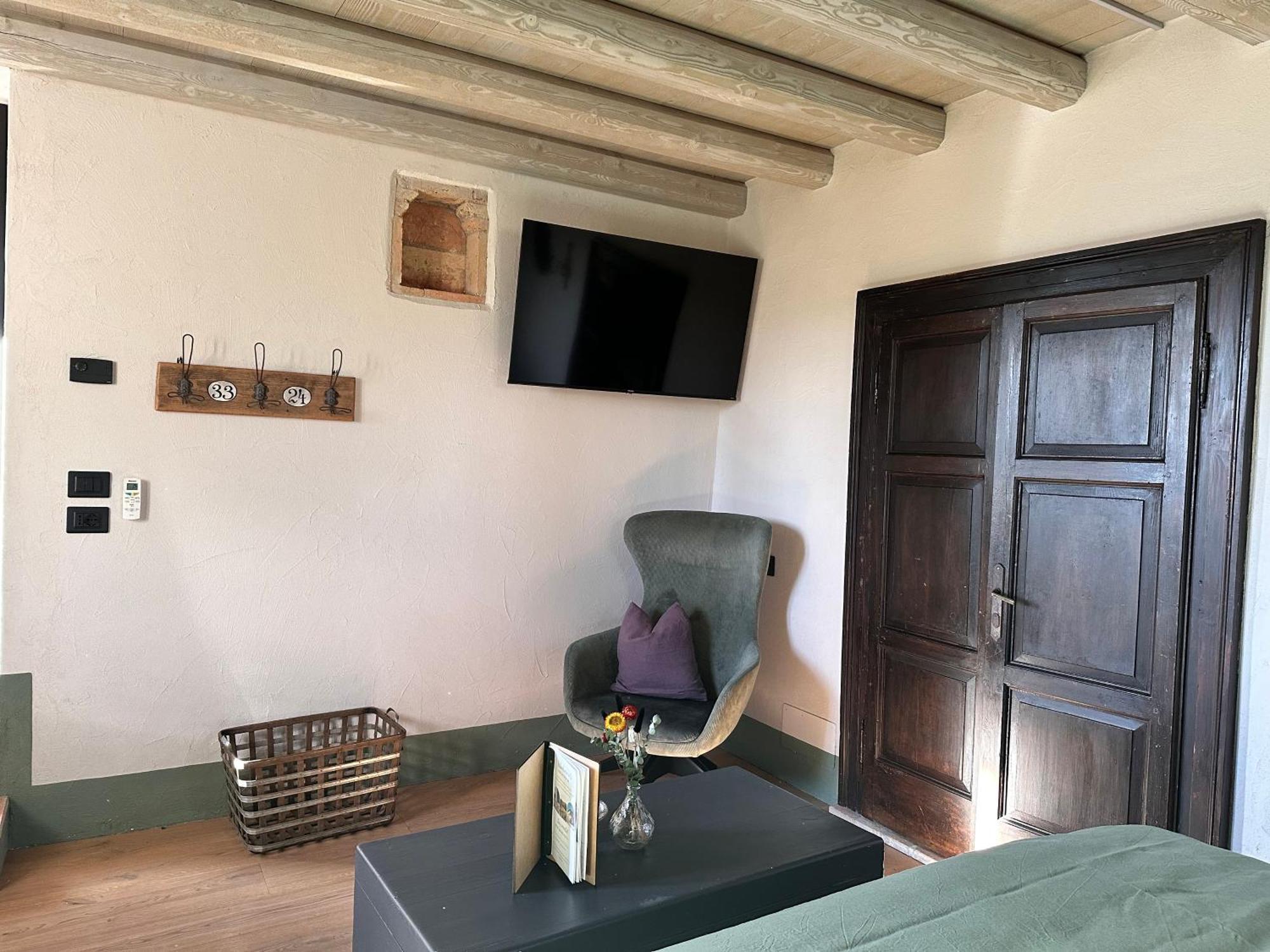 Ca Nova Agriturismo Castellaro  外观 照片